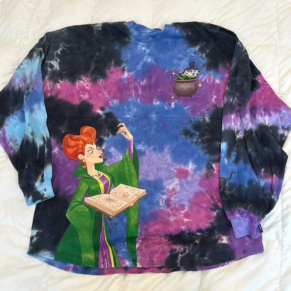 L Disney Hocus Pocus Sanderson Sister Tie-dye Spirit Jersey - Picture 1 of 9